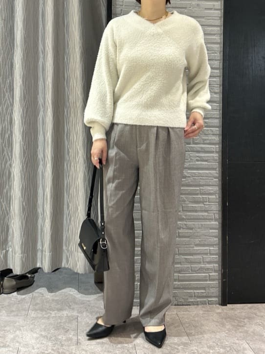 ga_riさんの「THE SHOP TK｜【洗える】上品にきらめく フェザーラメニット」を使ったコーディネート