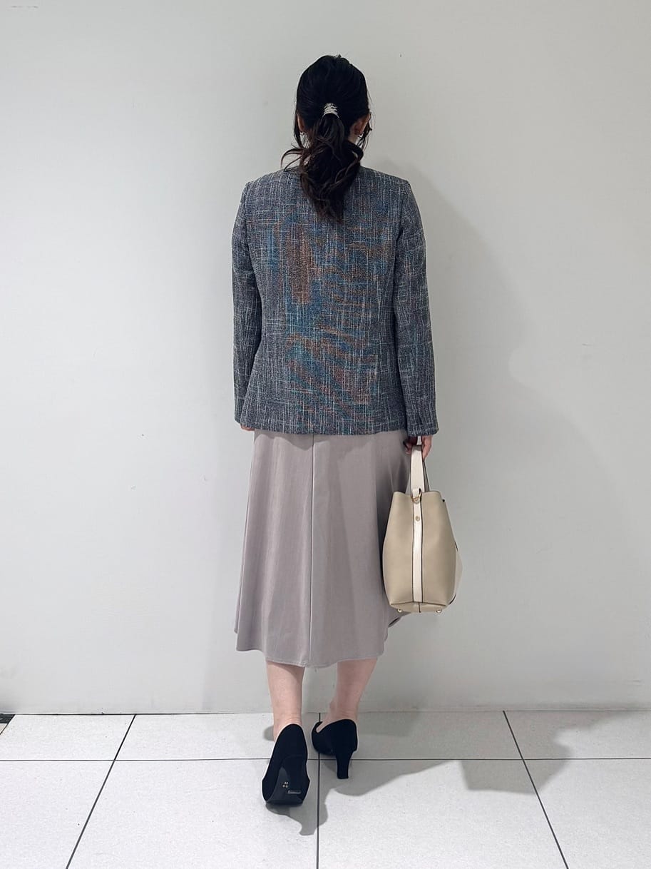 そんさんの「INDIVI｜【きれいめ／オフィス／セレモニー】2WAYリボンタイブラウス」を使ったコーディネート