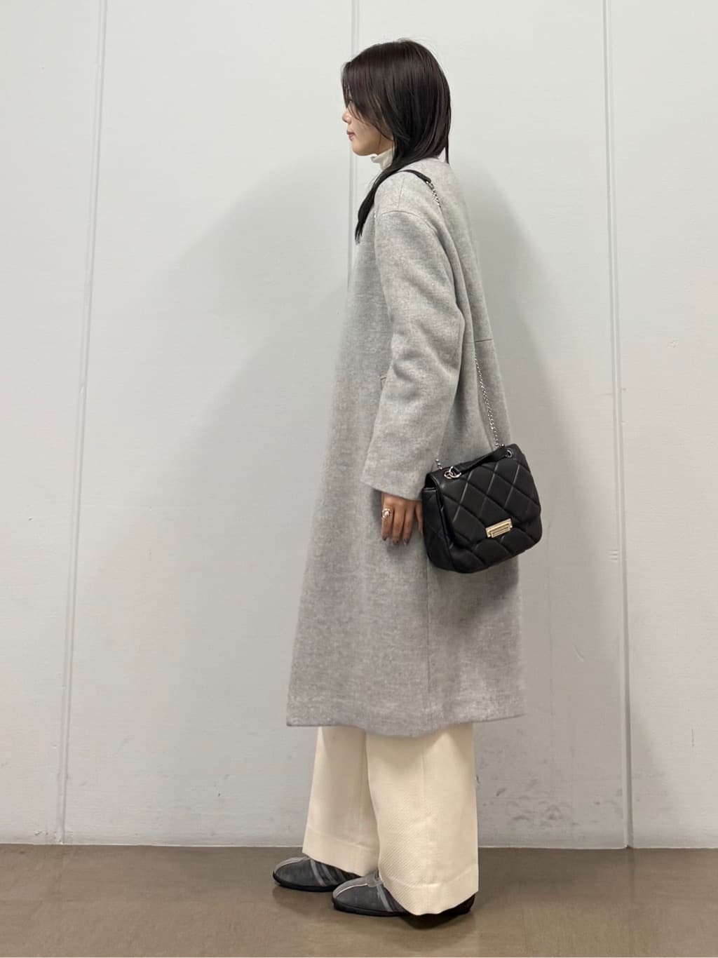 mizukiさんの「INDIVI｜【洗える／薄手／ラメ】シアーラメニット」を使ったコーディネート