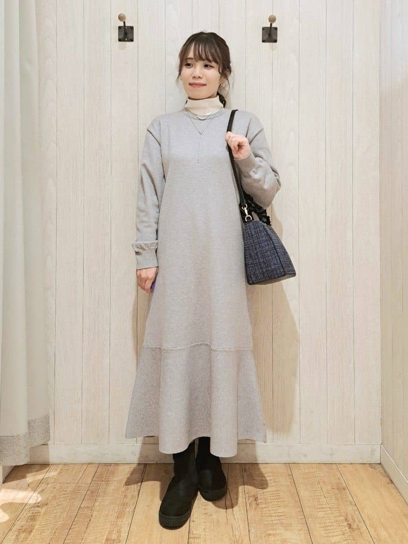 SAKIさんの「SHOO･LA･RUE｜【撥水/洗える】ショートフーディーダウン」を使ったコーディネート