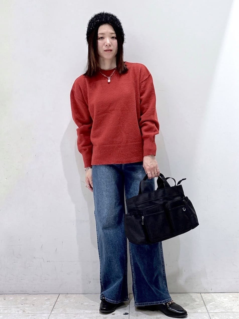 mameさんの「OPAQUE.CLIP｜カシミヤブレンドウールミドルピーコート」を使ったコーディネート
