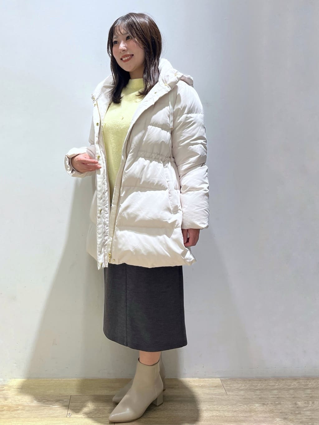 さやかさんの「index｜KAWADAダウンドロストミドルコート【撥水／洗濯機OK／2WAY／静電気防止裏地】《XS～3L》」を使ったコーディネート