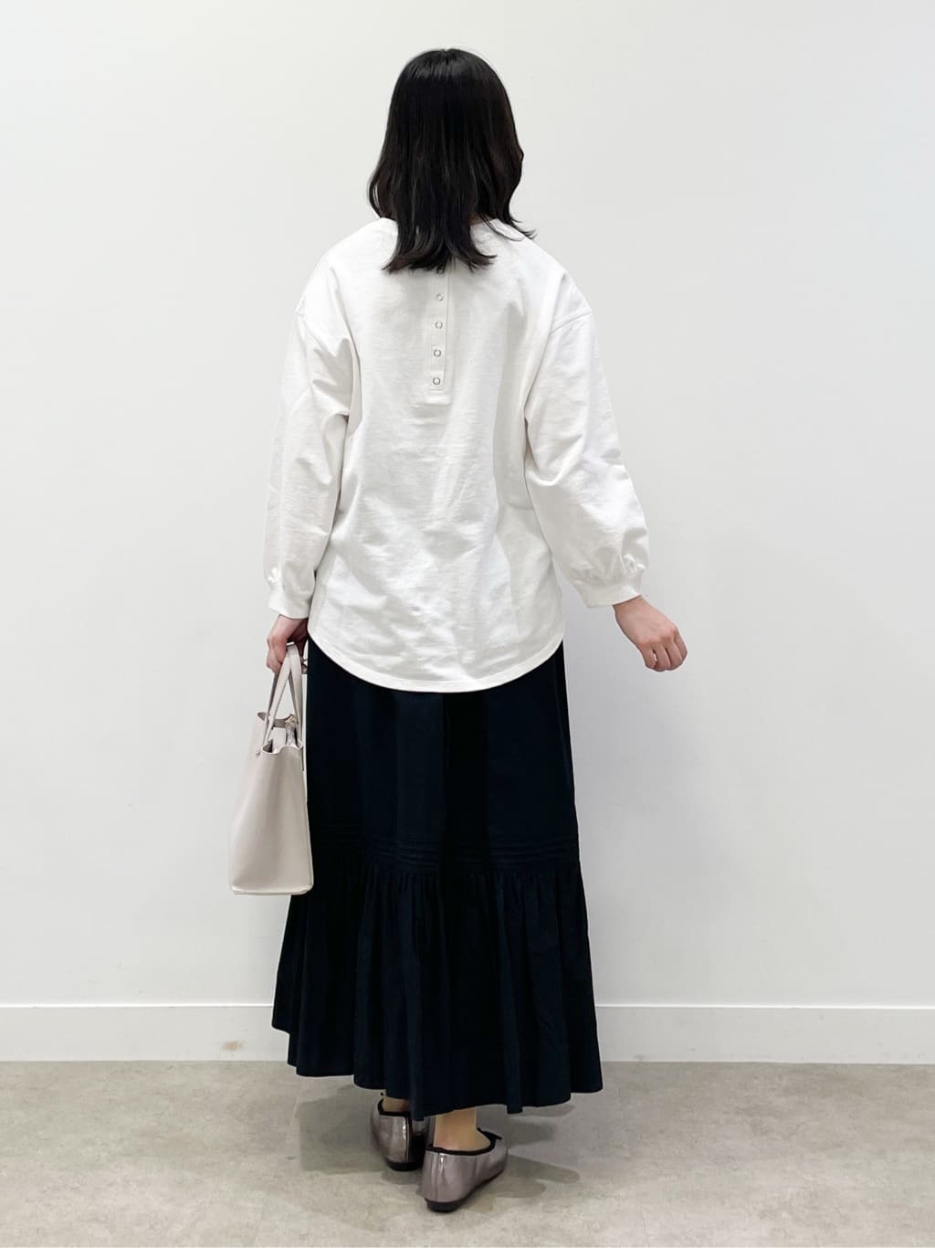 yukariさんの「Dessin｜【360度可愛い・洗える】バックヘンリーカットソー」を使ったコーディネート