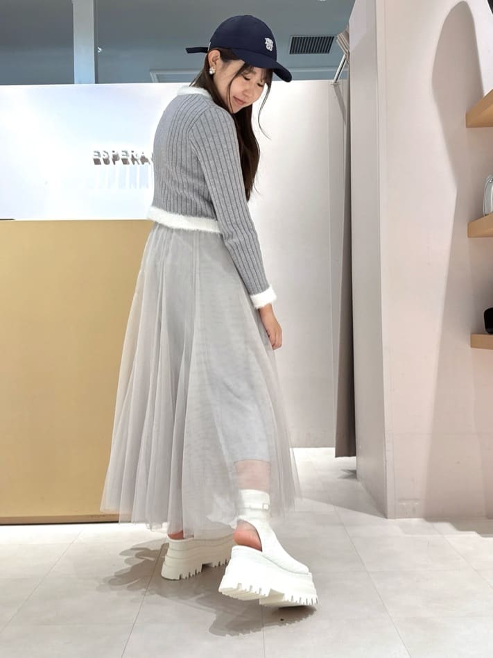 neinaさんの「ESPERANZA｜ボリューム厚底ブーツサンダル」を使ったコーディネート
