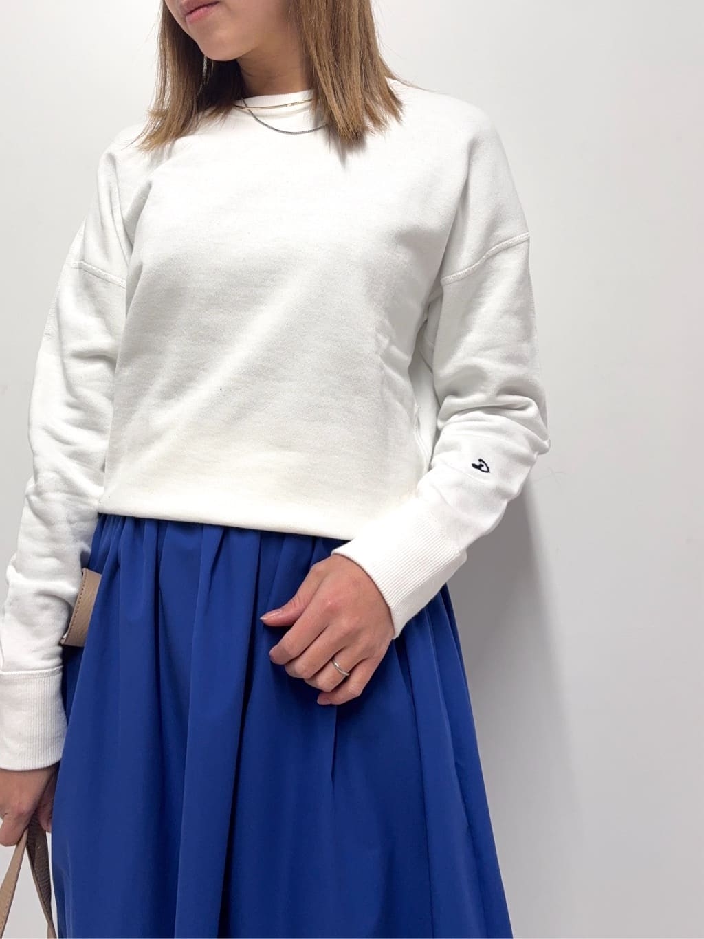 Nishijimaさんの「DRESSTERIOR｜コットン裏毛プルオーバー」を使ったコーディネート