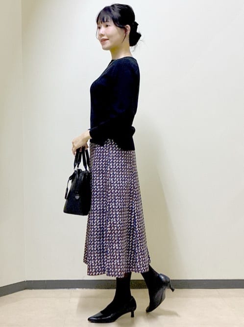  beni_gingerさんの「Reflect｜【ニットスタイルが華やかに◎】チドリ風プリントフレアスカート」を使ったコーディネート