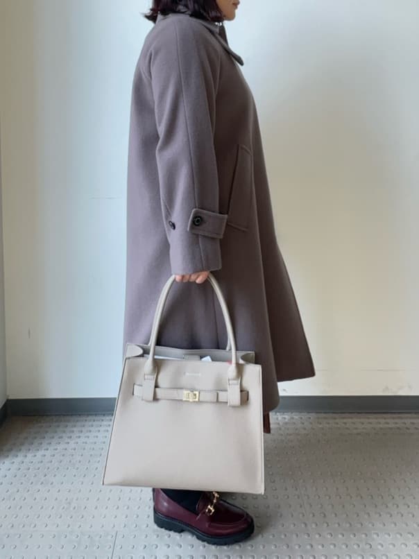 Asamiさんの「DRESSTERIOR｜Super110sウールステンカラーコート」を使ったコーディネート