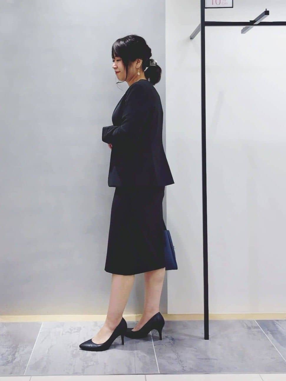 TOMOMIさんの「INDIVI｜【通勤スーツ／洗える】ストレッチカラーレスジャケット」を使ったコーディネート