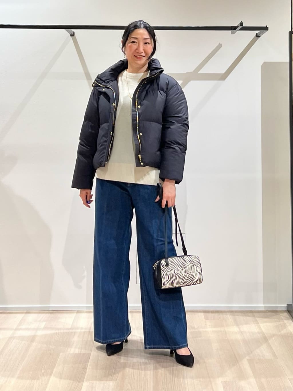 TOMOMIさんの「UNTITLED｜【トレンド/撥水機能/防寒】ショートダウンコート」を使ったコーディネート