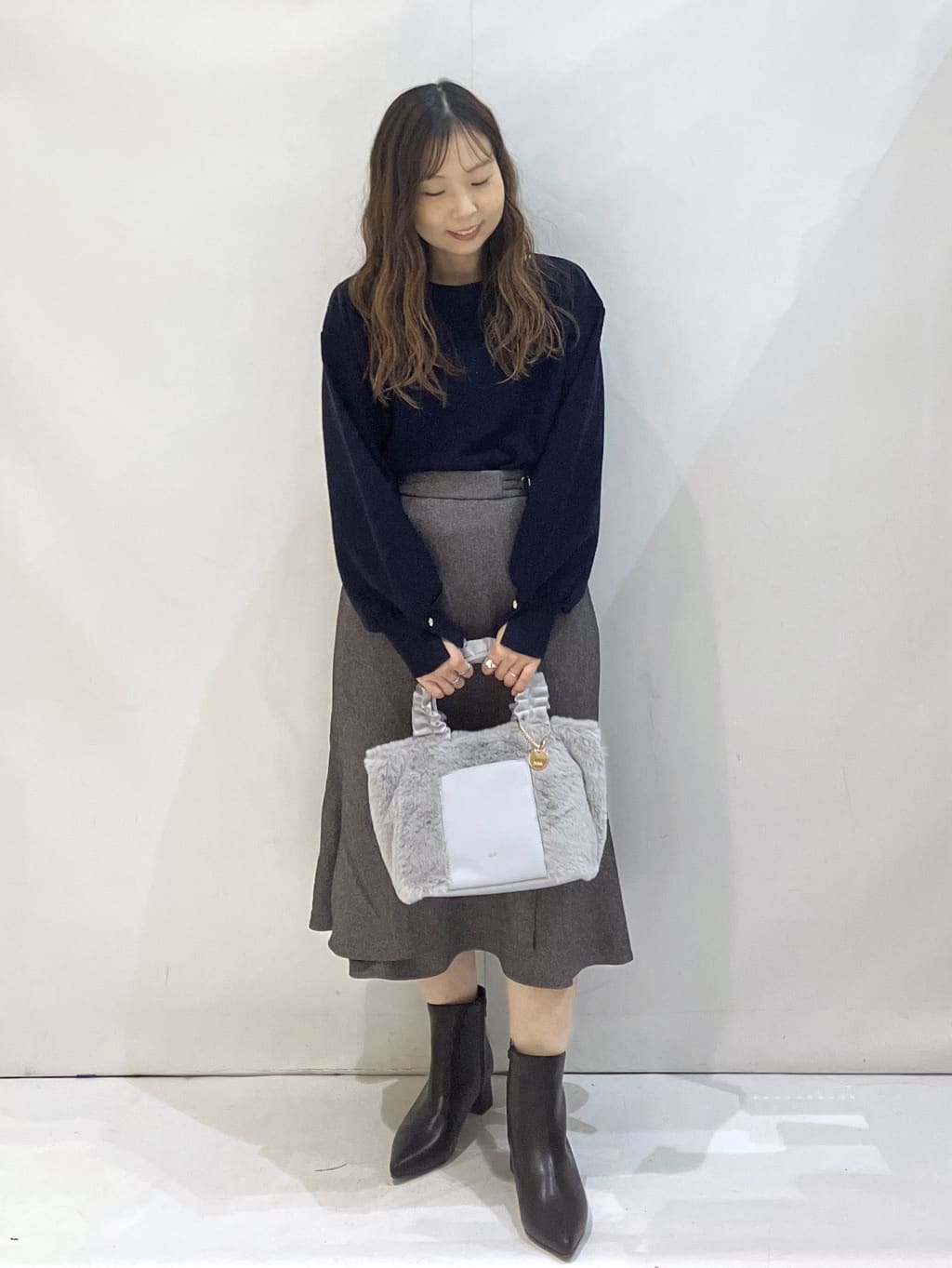 hirokoさんの「OPAQUE.CLIP｜ラメガーター編みボートネックニット【洗濯機OK】《8col／XS～LL》」を使ったコーディネート