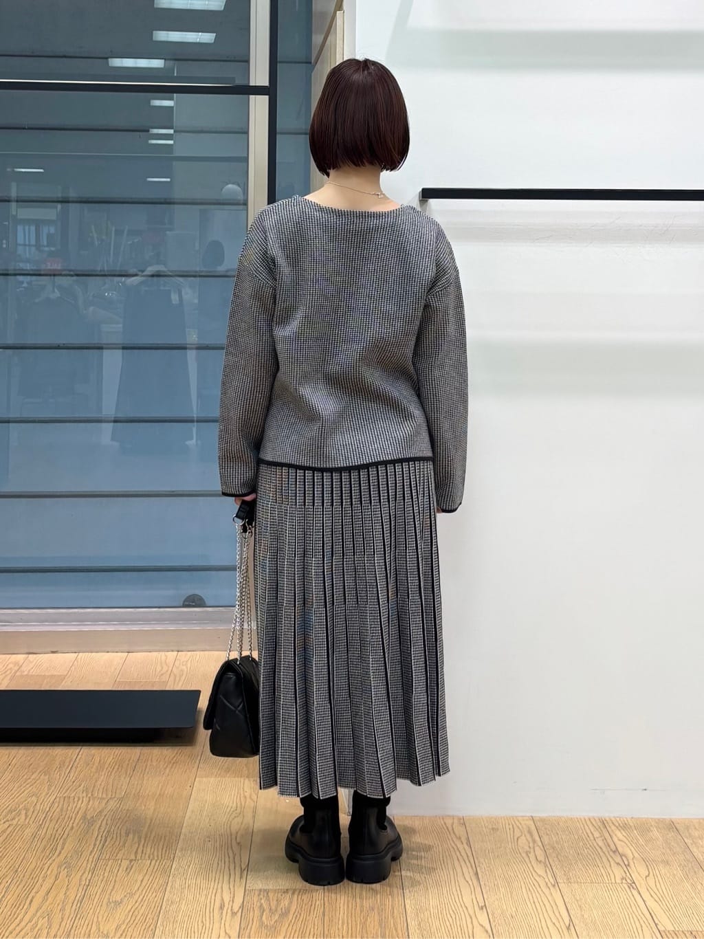 asamiさんの「INDIVI｜【洗える／SETUP可能】ジャカードボートネックニット」を使ったコーディネート