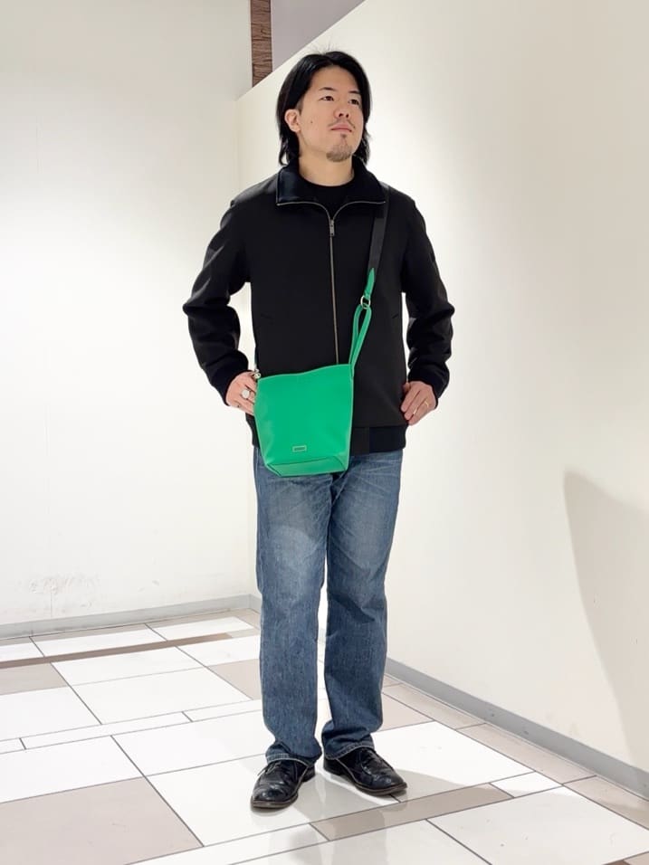 及川さんの「TAKEO KIKUCHI｜【JUST ONE LAYER】ダウンファブリック ジップアップ リブ ブルゾン」を使ったコーディネート