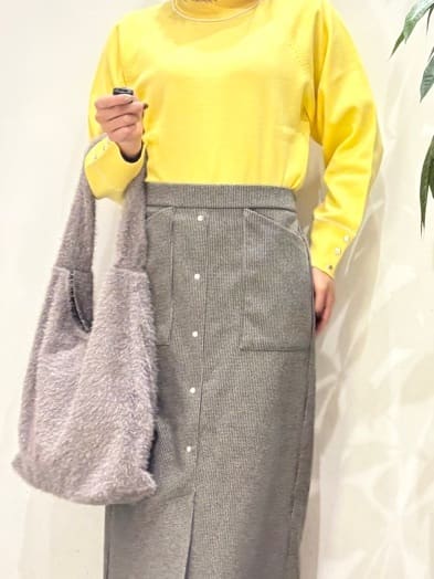 TOWAさんの「SHOO･LA･RUE｜【洗濯機可/吸湿発熱】チクチクしにくいもちもちハイネックニット」を使ったコーディネート