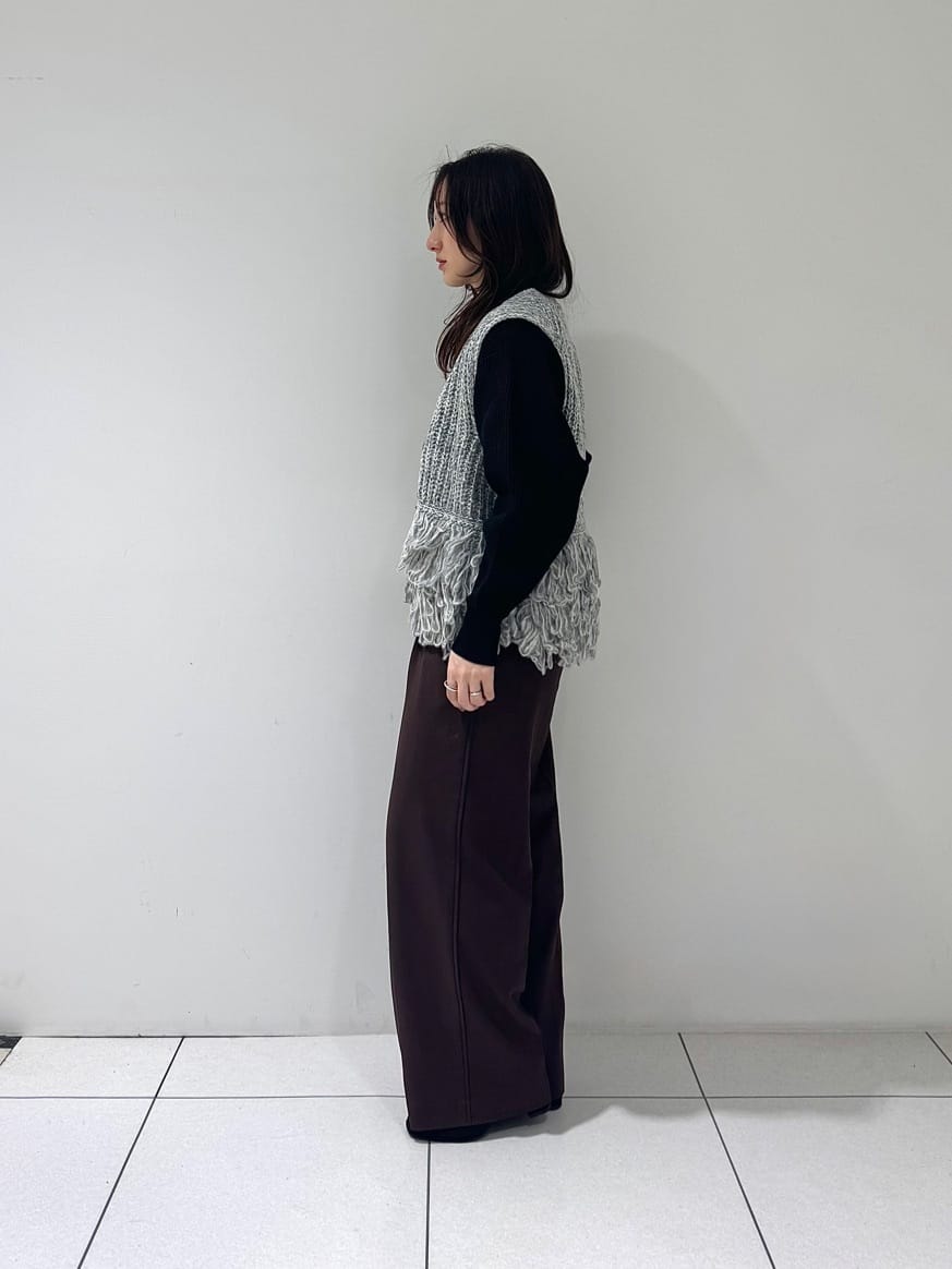 そんさんの「INDIVI｜Comfy SET UP｜イージーストレートワイドパンツ【セットアップ対応／通勤/カセット服】」を使ったコーディネート