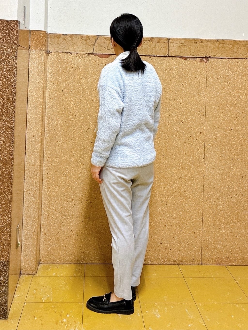 hattoriさんの「INDIVI｜【2点セット／洗える】ツイードジレ＆ボウタイブラウス」を使ったコーディネート