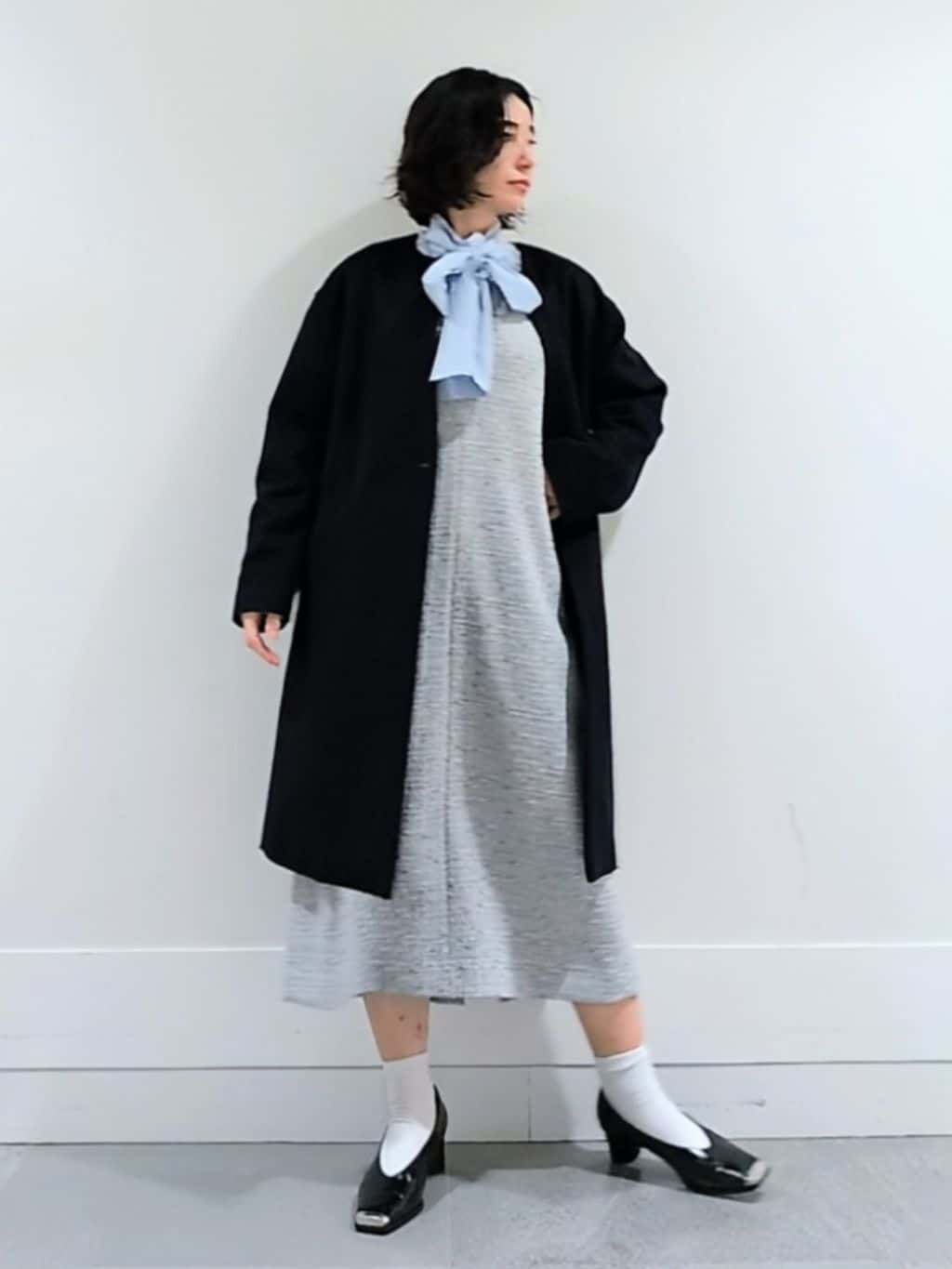 ミズタさんの「UNTITLED｜◆【セレモニー/華やか】2WAYボウタイブラウス」を使ったコーディネート