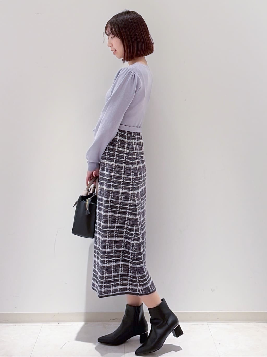 yurinaさんの「index｜チェックラメジャカードニットワンピース」を使ったコーディネート
