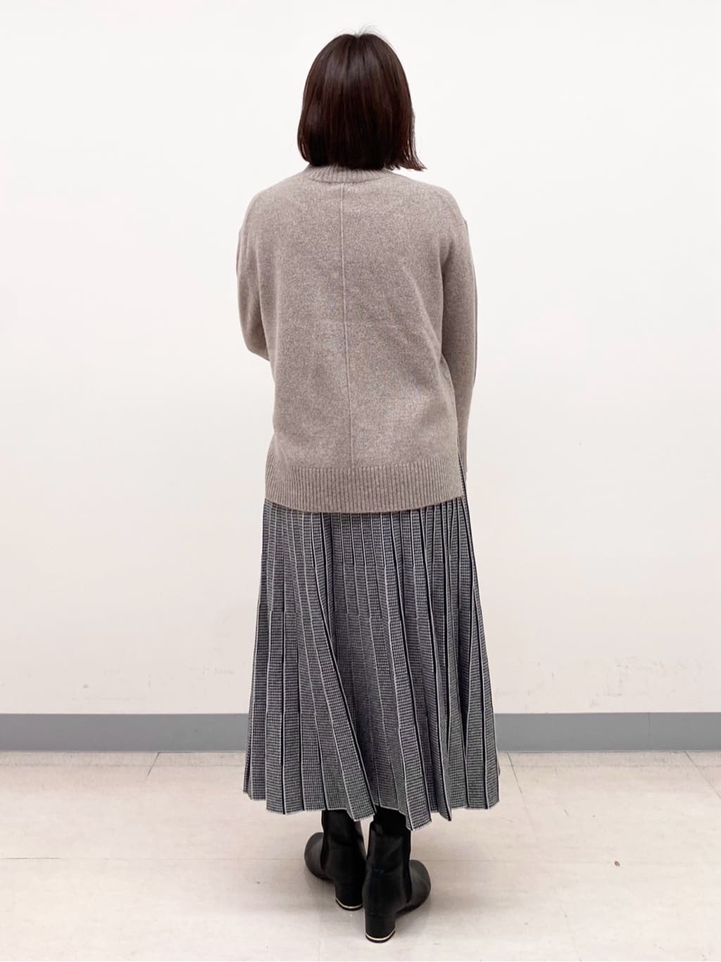YUKARIさんの「INDIVI｜【冬ニット人気NO．1！／カシミヤ混】ミドルゲージハイネックニット」を使ったコーディネート
