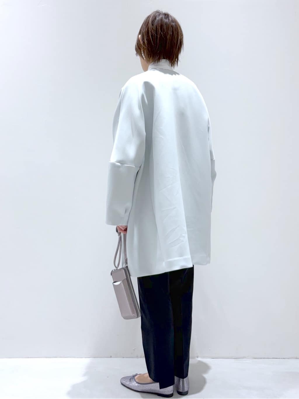 こじさんの「OPAQUE.CLIP｜合皮携帯ミニショルダーバッグ」を使ったコーディネート