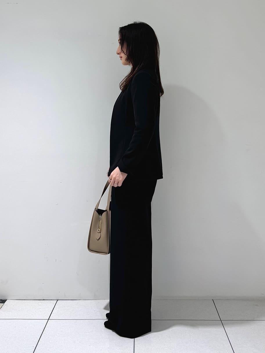 そんさんの「INDIVI｜【洗える／UVケア／スーツ】ストレッチノーカラージャケット」を使ったコーディネート