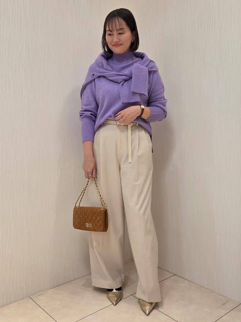 naokoさんの「UNTITLED｜【重ね着もおすすめ/洗える】ウールカシミヤ クルーネックニット」を使ったコーディネート