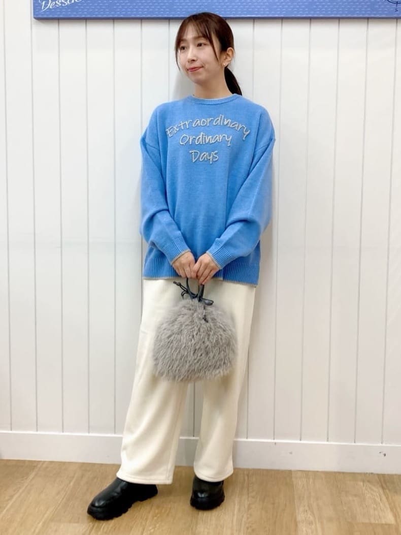 yoshiさんの「Dessin｜【洗える】ペイント風刺繍入り配色ラインニット」を使ったコーディネート