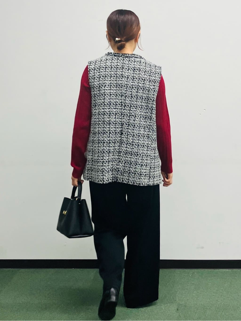 MAYUKIさんの「index｜《通勤対応》ツイードジレ【洗える】」を使ったコーディネート