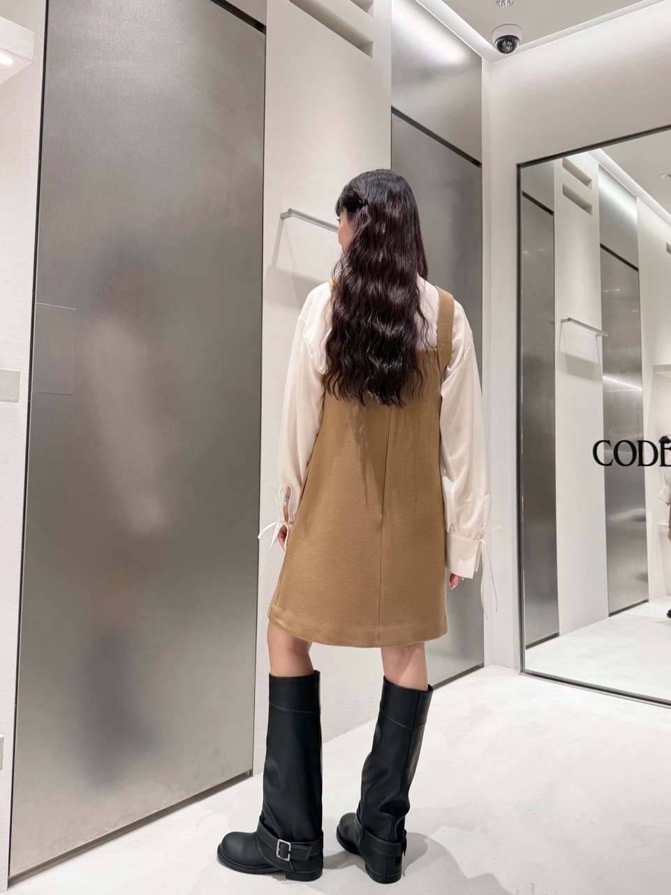 kanamiさんの「CODE A｜wool mini dress」を使ったコーディネート