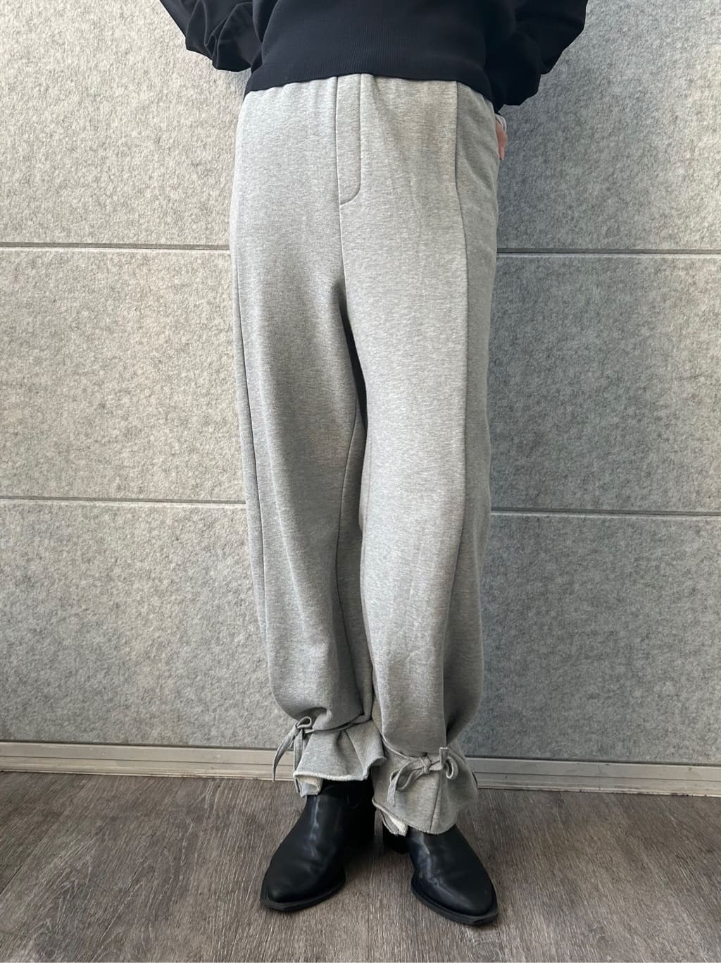 honoka Aさんの「CODE A｜V pullover knit」を使ったコーディネート