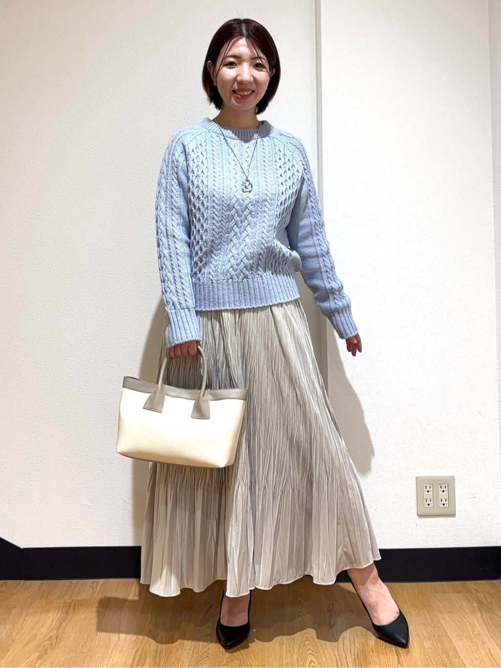 MIKIKOさんの「UNTITLED｜【スタイリッシュ／オンオフ兼用】ウールチェスターコート」を使ったコーディネート