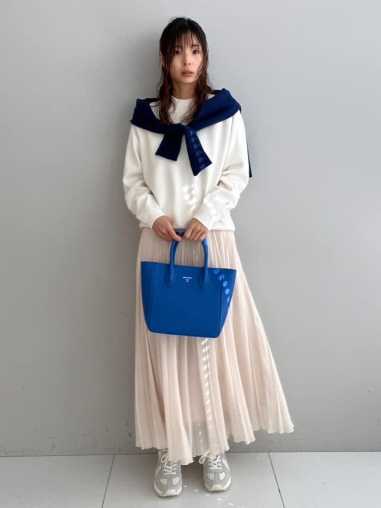misaさんの「DRESSTERIOR｜◆ウォッシャブルコットンカシミヤプルオーバーニット」を使ったコーディネート