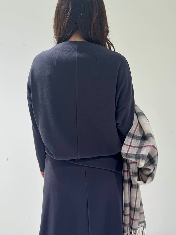 そんさんの「INDIVI｜【SETUP可能／洗える／UVケア】ライトジャージ ボトルネックトップス」を使ったコーディネート