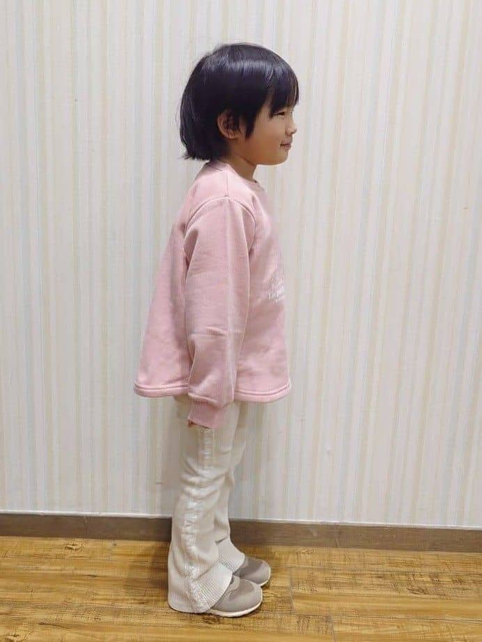 Yuiさんの「SHOO･LA･RUE｜【100-150cm/裏起毛】Aライン アソートスウェット」を使ったコーディネート