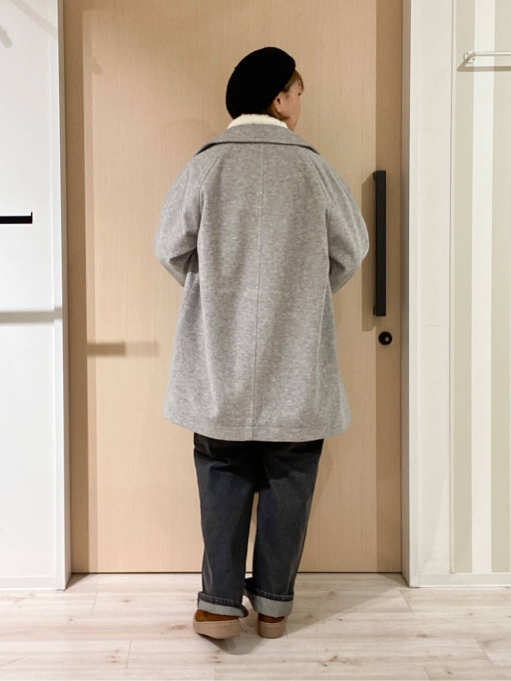 ぷくりんさんの「SHOO･LA･RUE｜【SHOO・LA・RUE DENIM/SS-LL】程よい厚みの ストレートデニムパンツ（10.5オン」を使ったコーディネート
