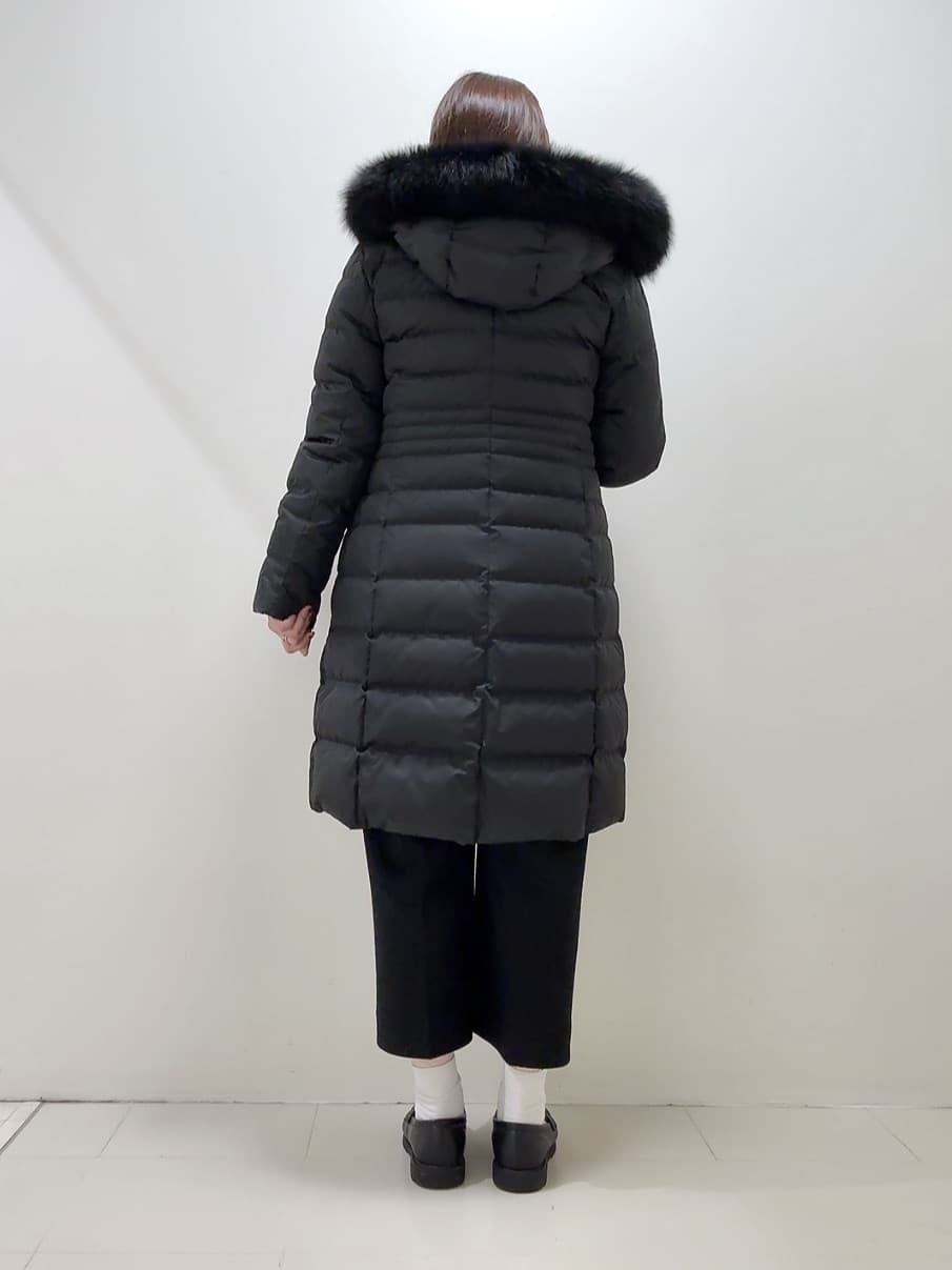 YUIさんの「UNTITLED｜【重ね着もおすすめ/洗える】ウールカシミヤ クルーネックニット」を使ったコーディネート