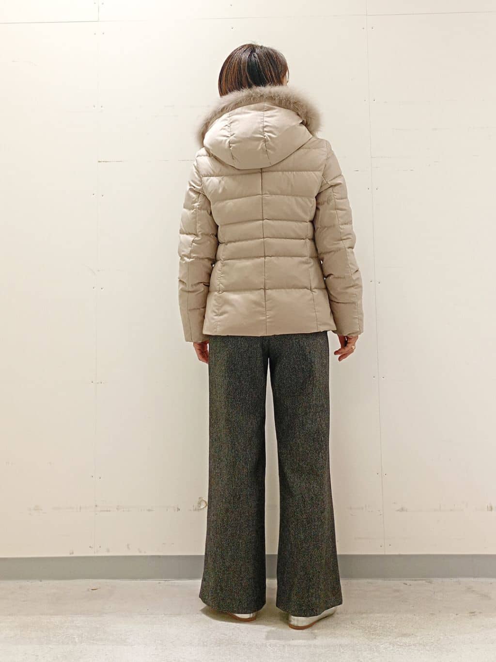 Kさんの「INDIVI｜【名品／撥水／抗菌防臭】ショート丈リサイクルダウンコート」を使ったコーディネート