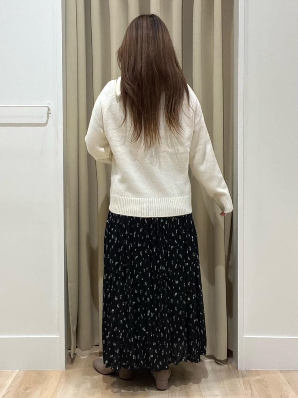 たまさんの「grove｜サイドジップカラーニットプルオーバー」を使ったコーディネート