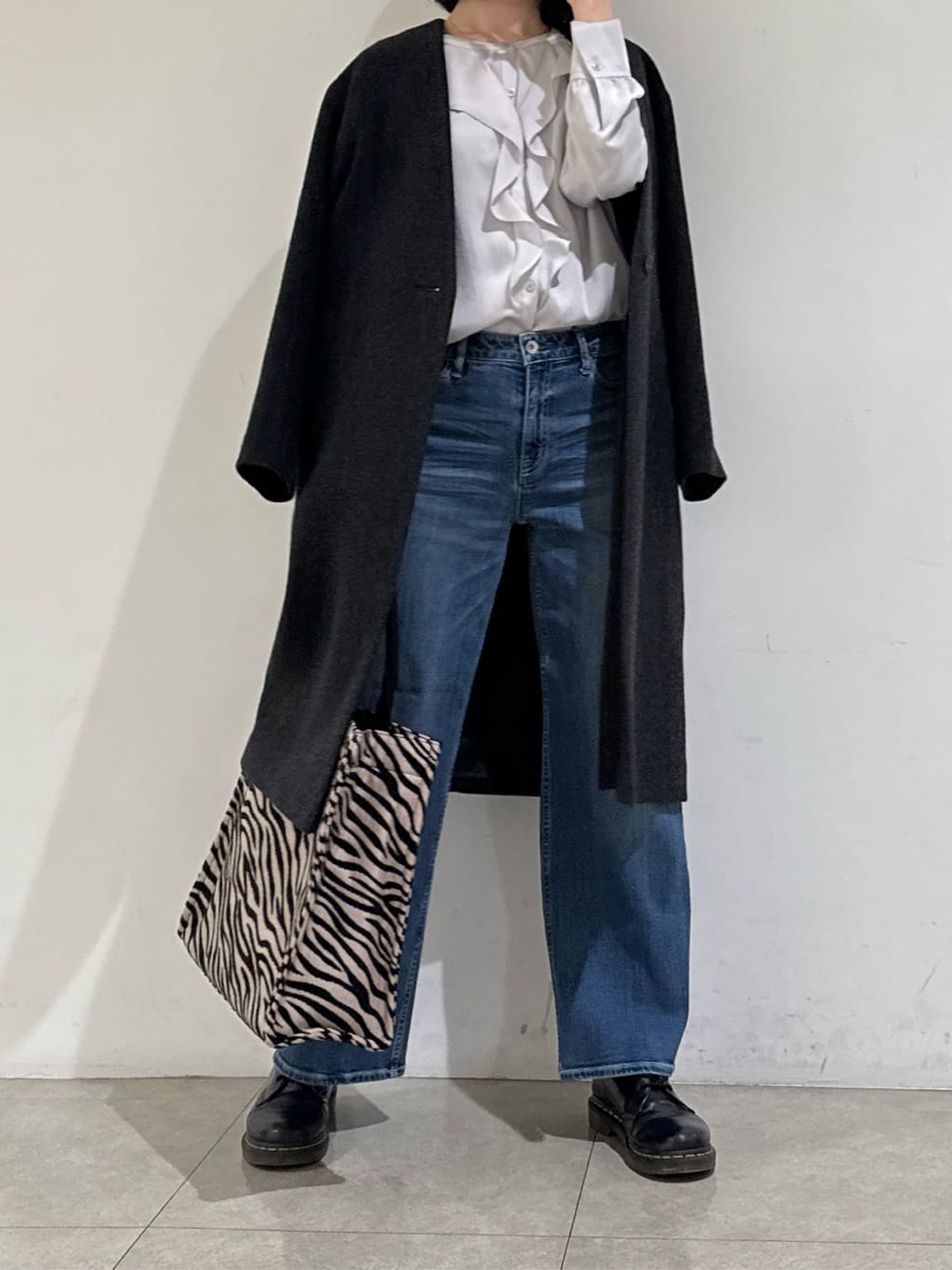 rinaさんの「INDIVI｜【洗える】ラッフルサテンブラウス」を使ったコーディネート