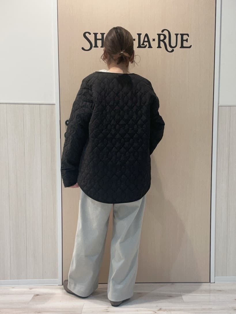 funafunaさんの「SHOO･LA･RUE｜【洗濯機可/S-LL】上品にキラリと華やぐ スパンコールニット」を使ったコーディネート