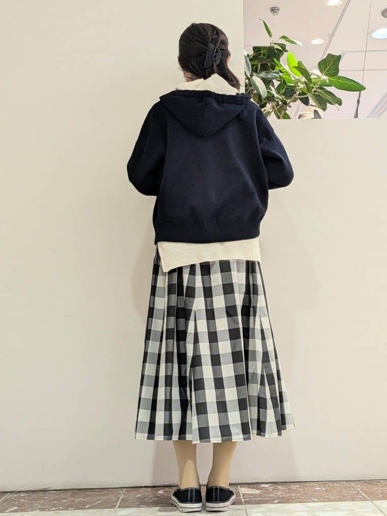 keikoさんの「Dessin｜【洗える／体型カバー】ちょうどいいニットパーカ」を使ったコーディネート