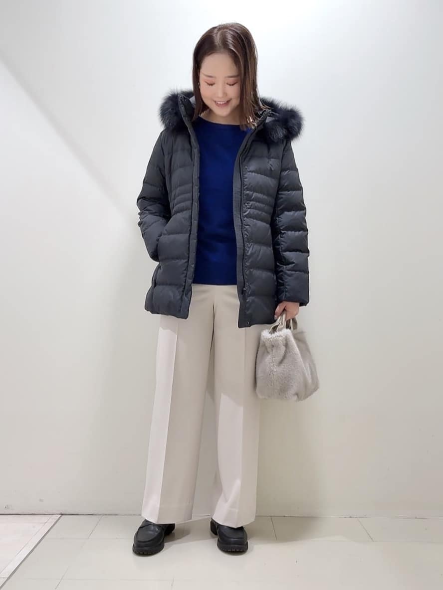 YUIさんの「UNTITLED｜【はっ水機能/フード取り外し可】ミディダウンコート」を使ったコーディネート