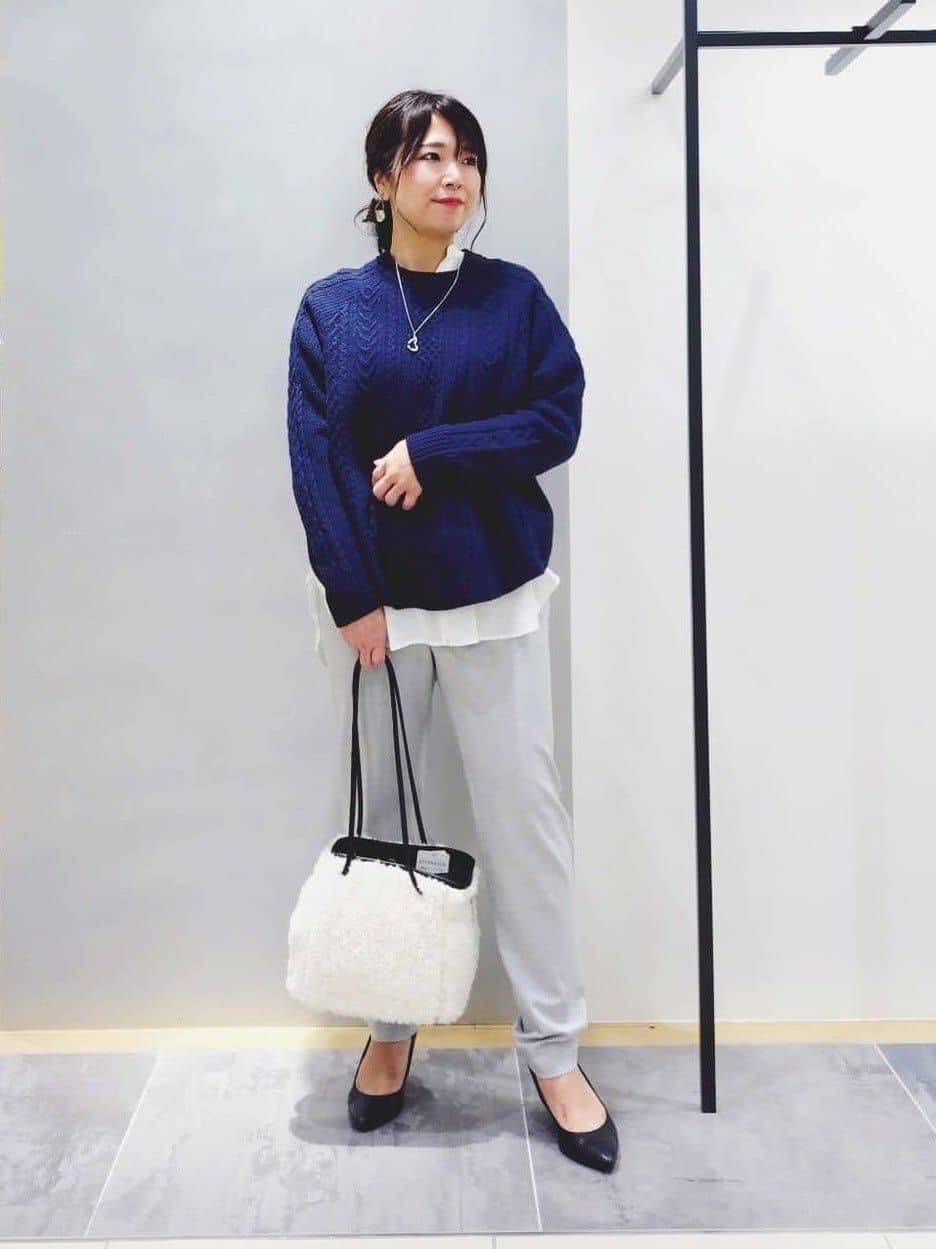 TOMOMIさんの「INDIVI｜【洗える／裏起毛】ストレッチウォームパンツ」を使ったコーディネート