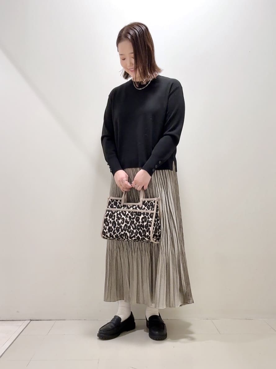 YUIさんの「UNTITLED｜【トレンド/ジレ】フェイクファーベスト」を使ったコーディネート