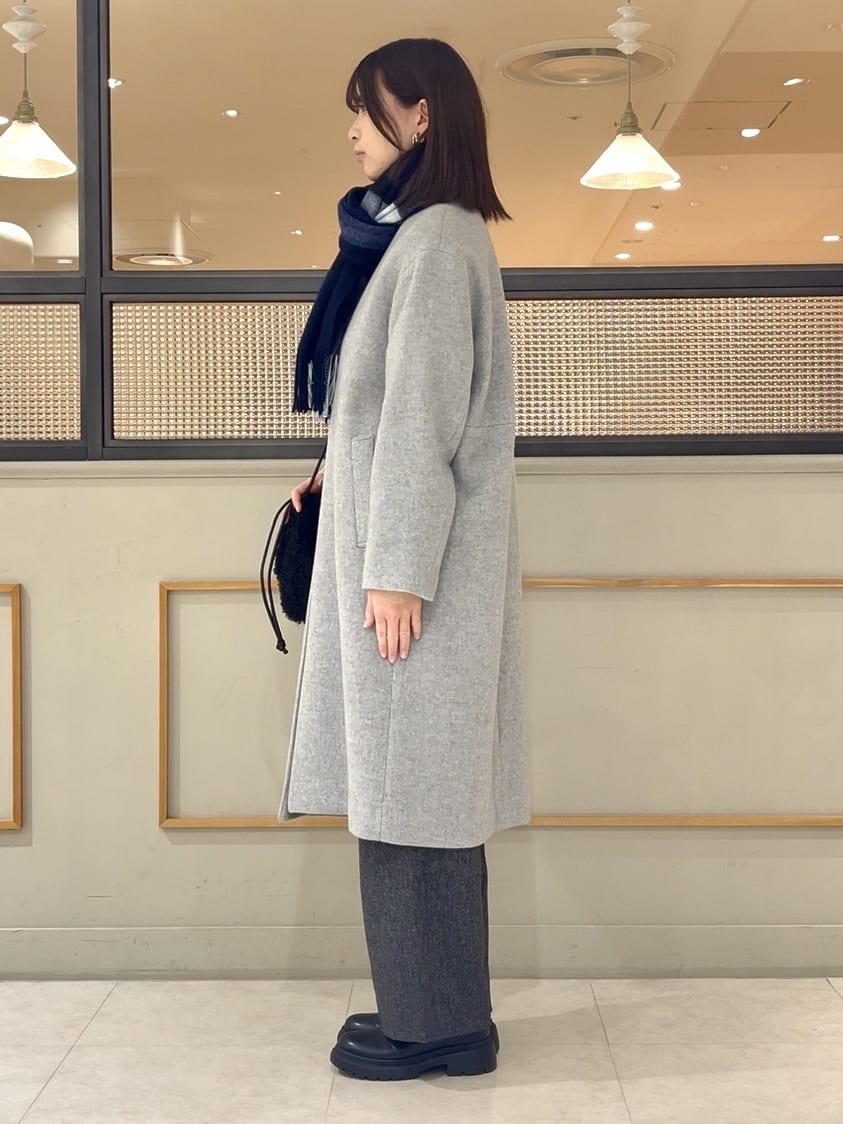 kumiさんの「INDIVI｜ウォッシャブルウールストール」を使ったコーディネート