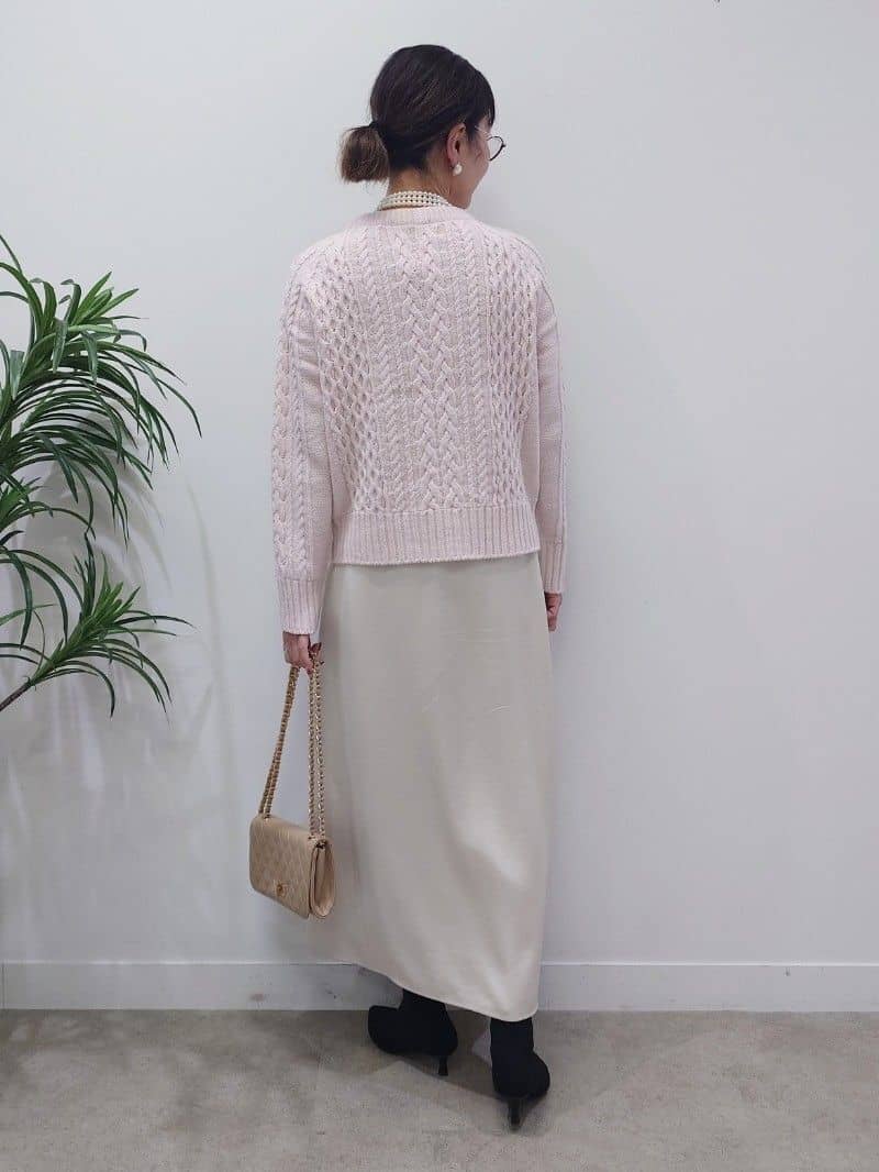 MUTSUKOさんの「UNTITLED｜【洗える】スポンディッシュ ケーブル柄ニット」を使ったコーディネート