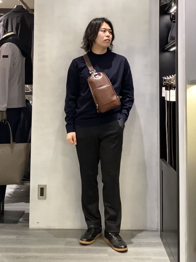 nishiさんの「TAKEO KIKUCHI｜【ONOFF対応】TRダブルニット ストレッチパンツ」を使ったコーディネート