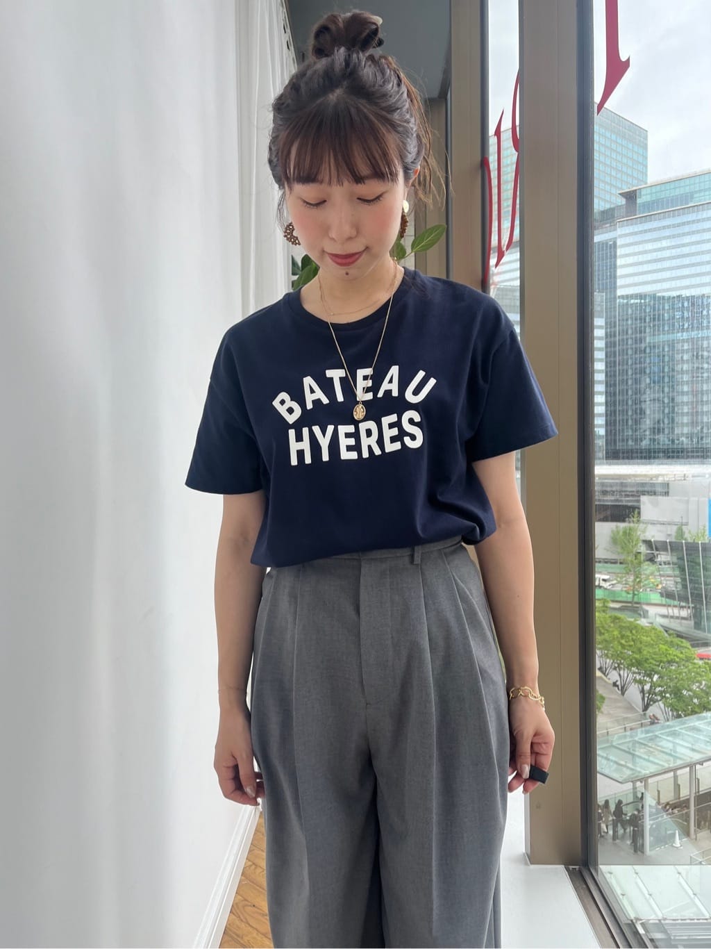 つじ まこさんの「DRESSTERIOR｜チェーンブレスレット」を使ったコーディネート