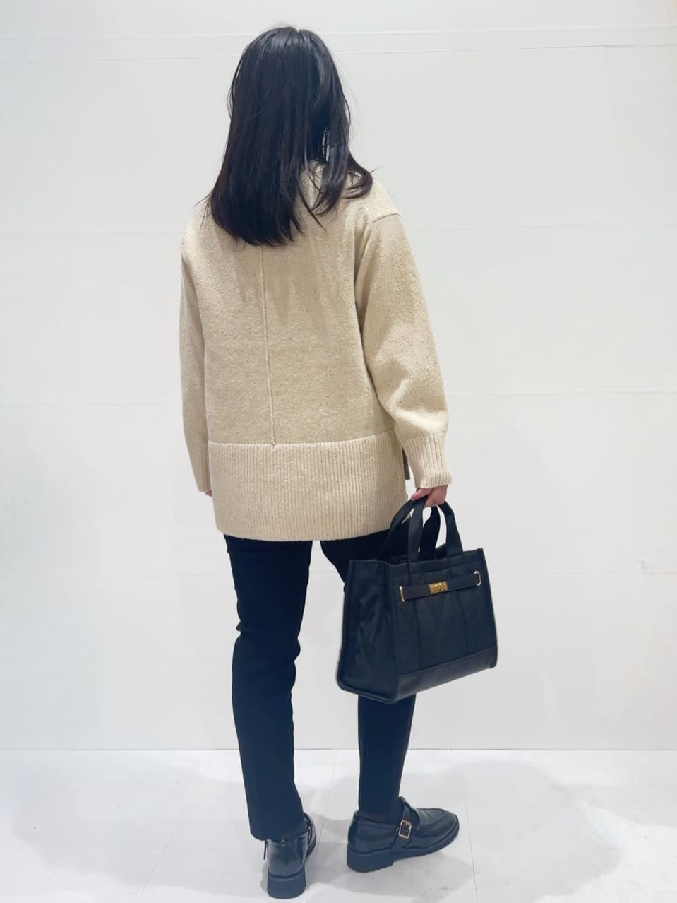 Minさんの「OPAQUE.CLIP｜裏起毛ハイストレッチイージーテーパードパンツ【洗濯機OK】」を使ったコーディネート