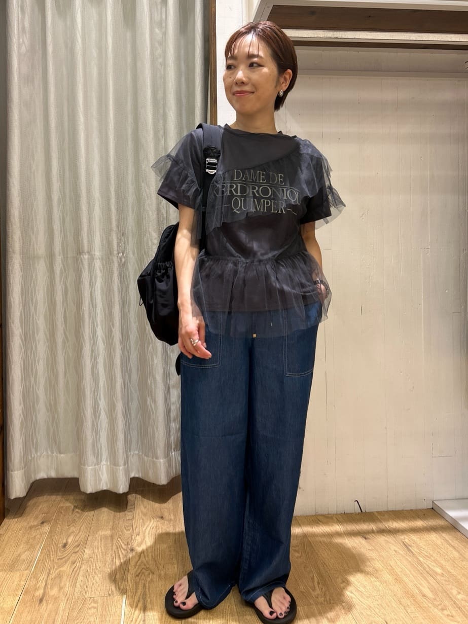 ga_riさんの「THE SHOP TK｜【セットアイテム】チュール&times;ロゴTシャツ/洗える」を使ったコーディネート