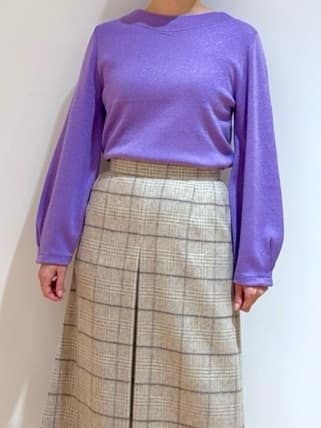 あやさんの「UNTITLED｜【きれいめ/洗える】ラメ入りワイドボートネックニット」を使ったコーディネート